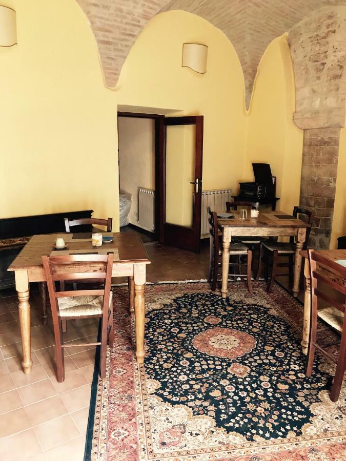 B&B La Dimora Del Capitano Fabriano Exteriér fotografie